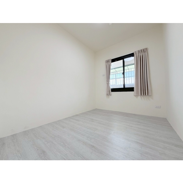 LINE_ALBUM_新平華廈_250523_8 _2_.jpg